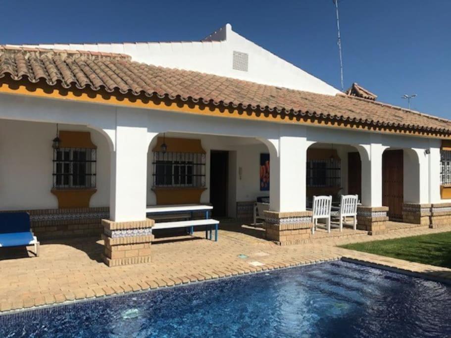 Villa El Magnolio Chiclana de la Frontera Exterior foto