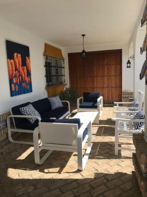 Villa El Magnolio Chiclana de la Frontera Exterior foto