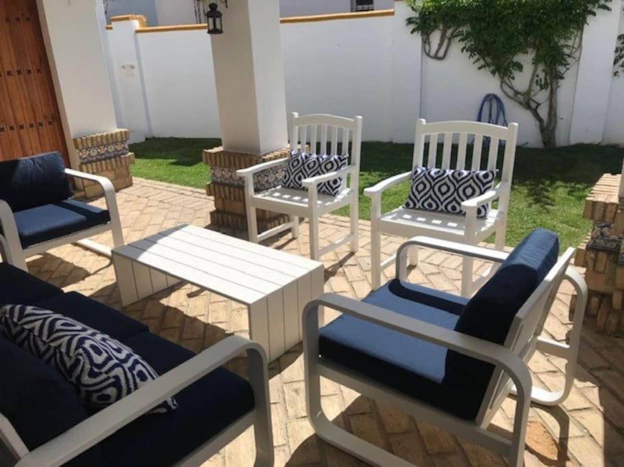Villa El Magnolio Chiclana de la Frontera Exterior foto