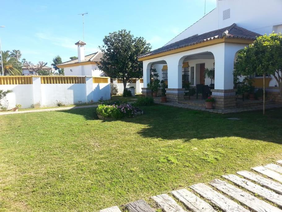 Villa El Magnolio Chiclana de la Frontera Exterior foto